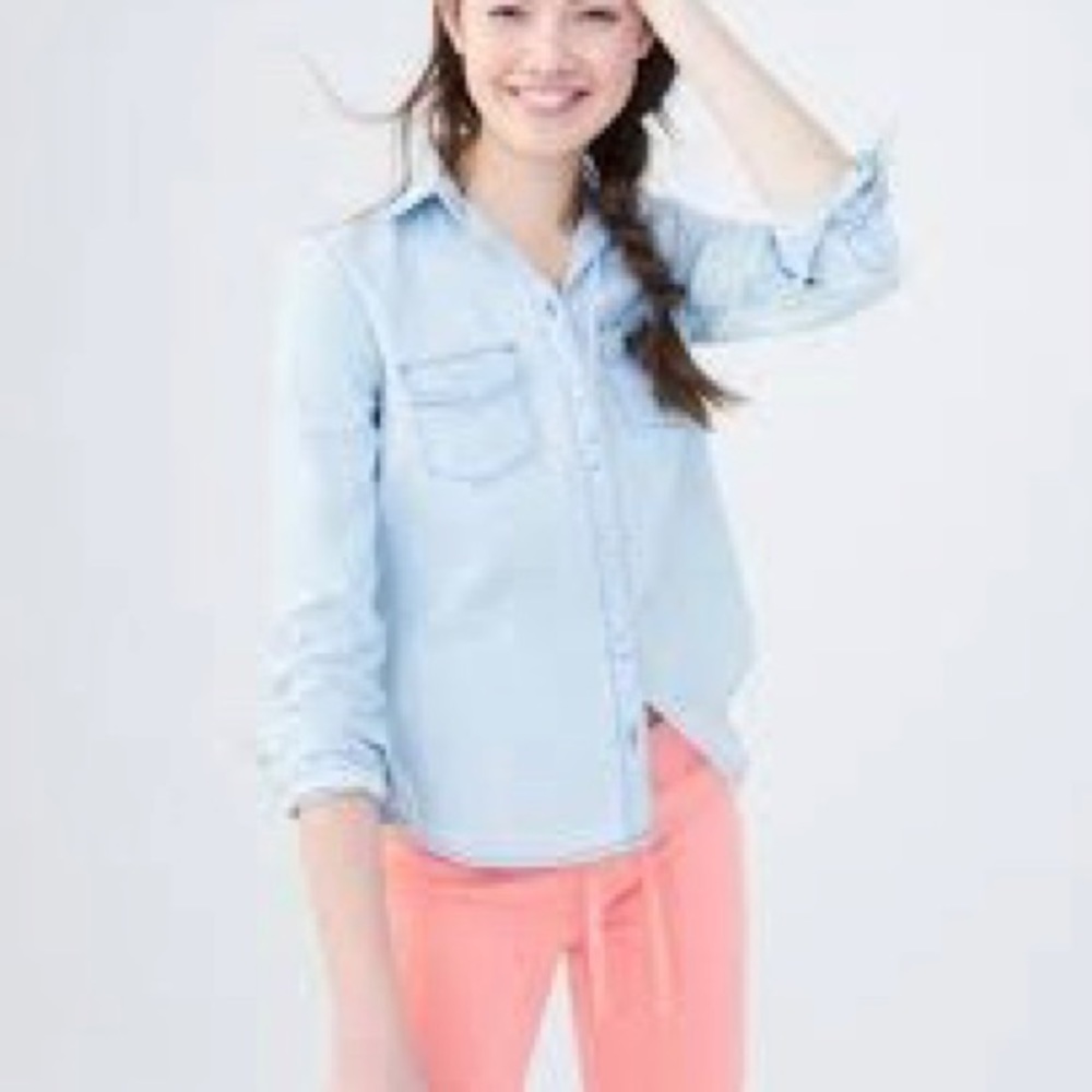 AEROPOSTALE |  Long Sleeve Light Chambray Top